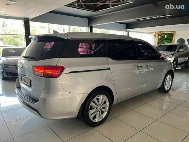 Кіа Карнівал, об'ємом двигуна 2.2 л та пробігом 177 тис. км за 19500 $, фото 5 на Automoto.ua
