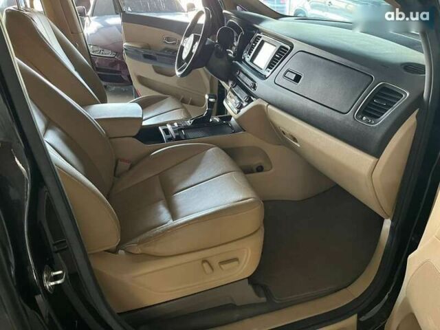 Киа Карнивал, объемом двигателя 2.2 л и пробегом 179 тыс. км за 23500 $, фото 23 на Automoto.ua