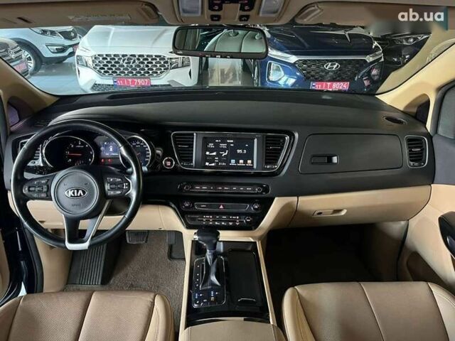 Киа Карнивал, объемом двигателя 2.2 л и пробегом 179 тыс. км за 23500 $, фото 20 на Automoto.ua
