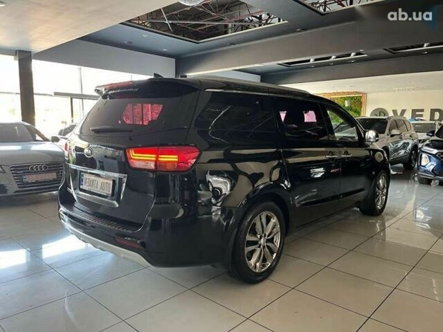 Киа Карнивал, объемом двигателя 2.2 л и пробегом 179 тыс. км за 23500 $, фото 5 на Automoto.ua