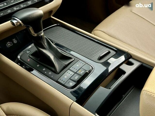 Киа Карнивал, объемом двигателя 2.2 л и пробегом 179 тыс. км за 19900 $, фото 26 на Automoto.ua