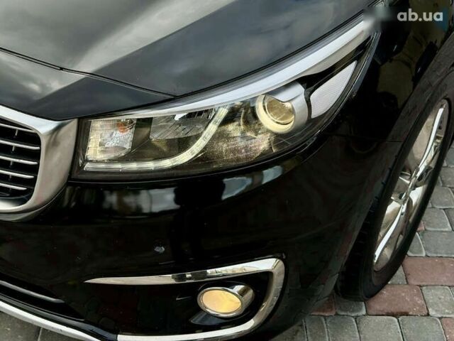 Киа Карнивал, объемом двигателя 2.2 л и пробегом 179 тыс. км за 19900 $, фото 15 на Automoto.ua