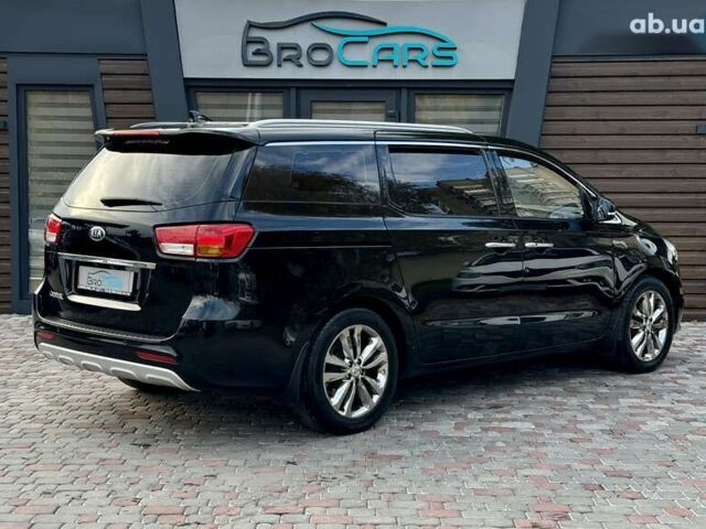 Киа Карнивал, объемом двигателя 2.2 л и пробегом 179 тыс. км за 19900 $, фото 3 на Automoto.ua