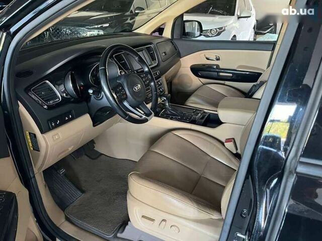 Киа Карнивал, объемом двигателя 2.2 л и пробегом 179 тыс. км за 23500 $, фото 21 на Automoto.ua