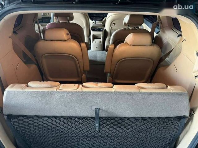 Киа Карнивал, объемом двигателя 2.2 л и пробегом 179 тыс. км за 23500 $, фото 9 на Automoto.ua