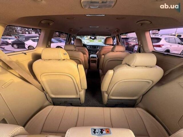 Киа Карнивал 2019 в Киеве на Automoto.ua Киа Карнивал, объемом двигателя 2.2 л и пробегом 140 тыс. км за 25900 $, фото 25 на Automoto.ua