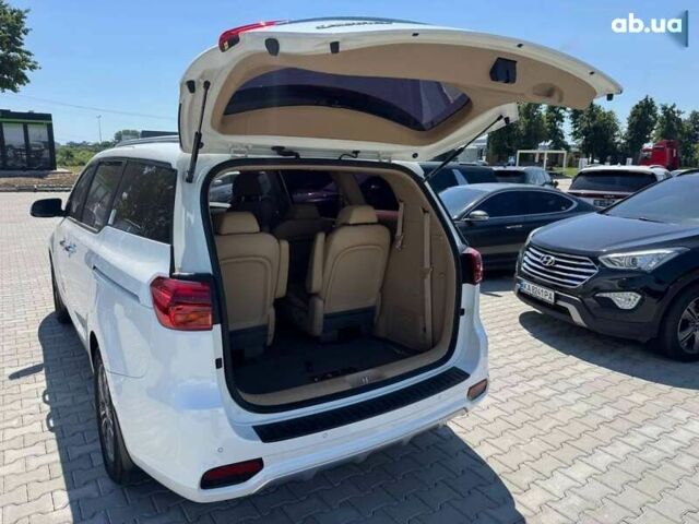 Киа Карнивал, объемом двигателя 2.2 л и пробегом 71 тыс. км за 26500 $, фото 7 на Automoto.ua