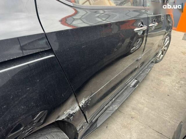 Кіа Карнівал, об'ємом двигуна 2.2 л та пробігом 77 тис. км за 19000 $, фото 5 на Automoto.ua