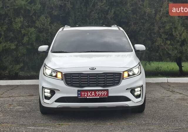 Киа Карнивал, объемом двигателя 2.2 л и пробегом 134 тыс. км за 28900 $, фото 10 на Automoto.ua