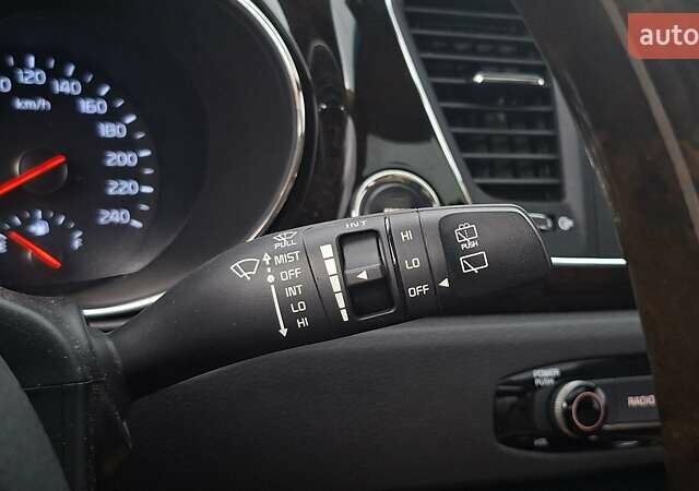 Киа Карнивал, объемом двигателя 2.2 л и пробегом 134 тыс. км за 28900 $, фото 49 на Automoto.ua