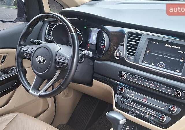 Киа Карнивал, объемом двигателя 2.2 л и пробегом 134 тыс. км за 28900 $, фото 26 на Automoto.ua
