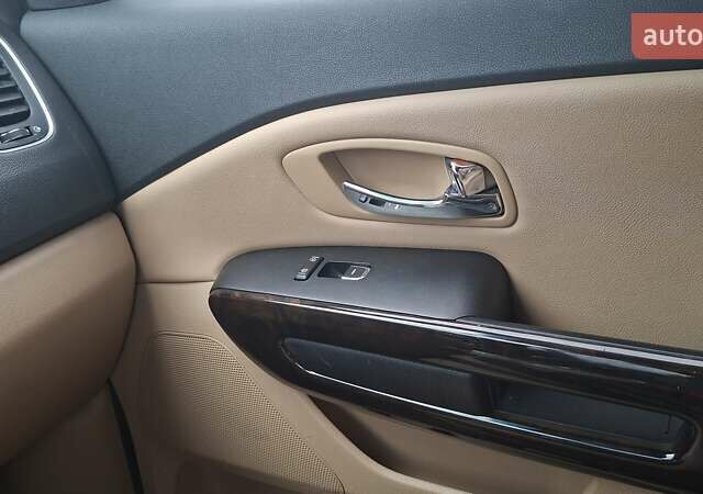 Киа Карнивал, объемом двигателя 2.2 л и пробегом 134 тыс. км за 28900 $, фото 55 на Automoto.ua