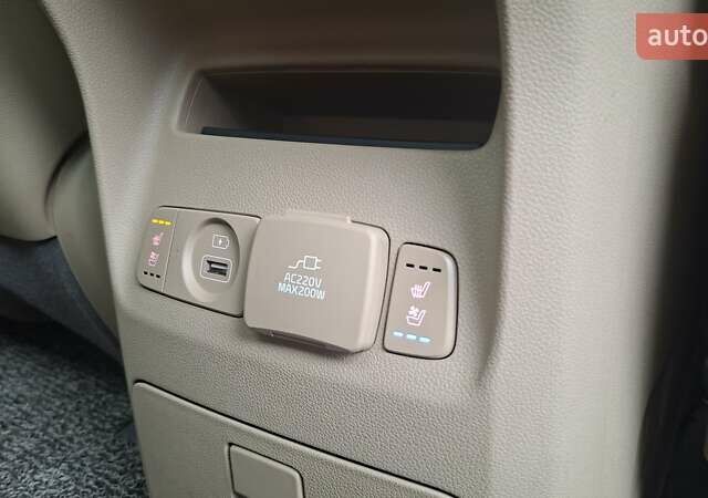 Киа Карнивал, объемом двигателя 2.2 л и пробегом 134 тыс. км за 28900 $, фото 31 на Automoto.ua