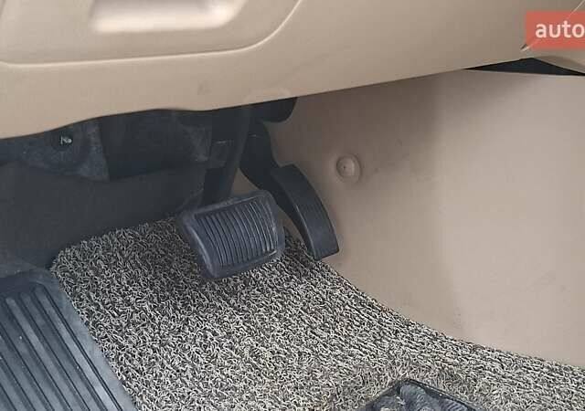 Киа Карнивал, объемом двигателя 2.2 л и пробегом 134 тыс. км за 28900 $, фото 52 на Automoto.ua