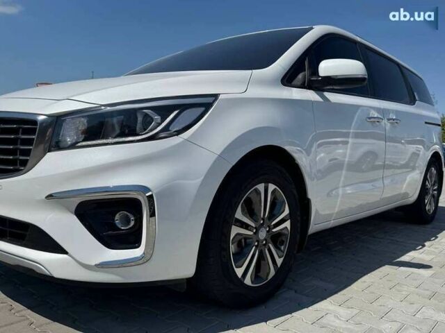Киа Карнивал, объемом двигателя 2.2 л и пробегом 71 тыс. км за 26500 $, фото 1 на Automoto.ua