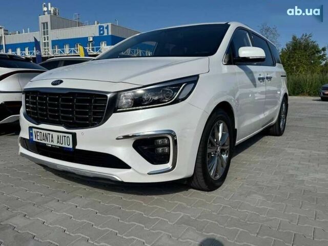 Киа Карнивал, объемом двигателя 2.2 л и пробегом 77 тыс. км за 30500 $, фото 1 на Automoto.ua