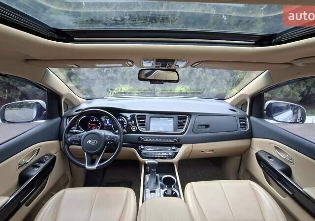 Киа Карнивал, объемом двигателя 2.2 л и пробегом 134 тыс. км за 28900 $, фото 1 на Automoto.ua