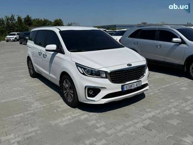Киа Карнивал, объемом двигателя 2.2 л и пробегом 71 тыс. км за 27000 $, фото 3 на Automoto.ua
