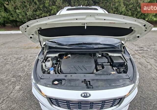 Киа Карнивал, объемом двигателя 2.2 л и пробегом 134 тыс. км за 28900 $, фото 19 на Automoto.ua