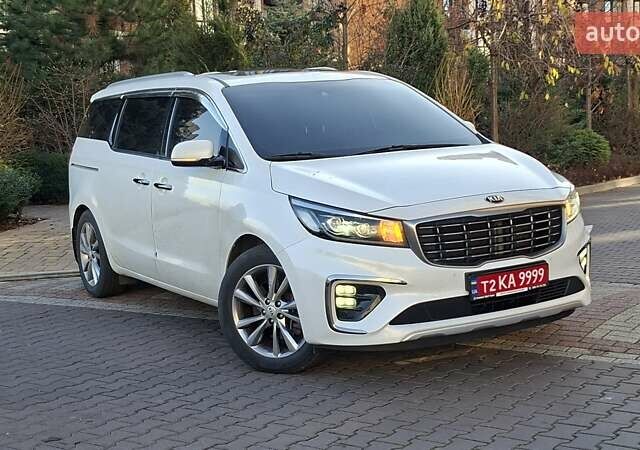 Киа Карнивал, объемом двигателя 2.2 л и пробегом 134 тыс. км за 28900 $, фото 11 на Automoto.ua