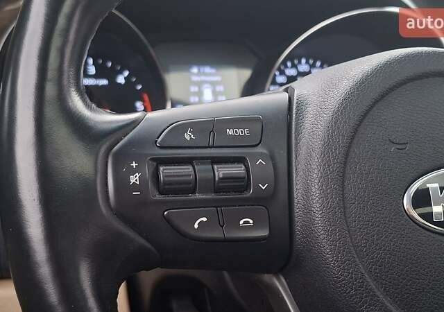 Киа Карнивал, объемом двигателя 2.2 л и пробегом 134 тыс. км за 28900 $, фото 46 на Automoto.ua