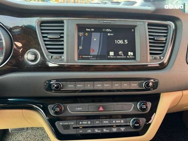 Киа Карнивал 2019 в Киеве на Automoto.ua Киа Карнивал, объемом двигателя 2.2 л и пробегом 140 тыс. км за 25900 $, фото 15 на Automoto.ua