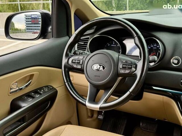 Киа Карнивал, объемом двигателя 2.2 л и пробегом 78 тыс. км за 25500 $, фото 29 на Automoto.ua