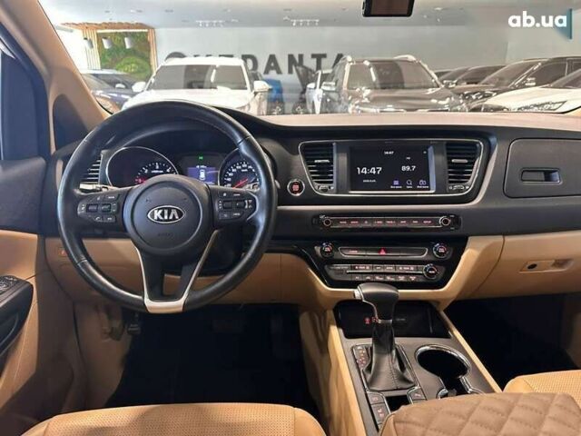 Киа Карнивал 2020 в Одессе на Automoto.ua Киа Карнивал, объемом двигателя 2.2 л и пробегом 134 тыс. км за 25900 $, фото 11 на Automoto.ua