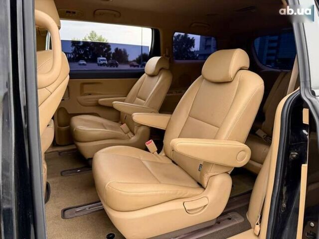 Киа Карнивал, объемом двигателя 2.2 л и пробегом 78 тыс. км за 27500 $, фото 20 на Automoto.ua