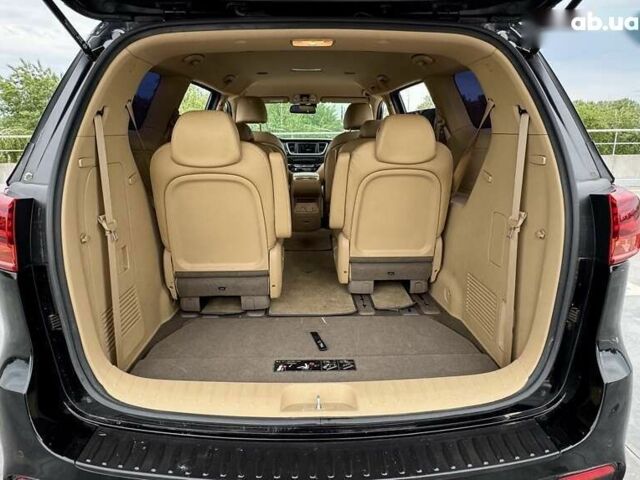 Киа Карнивал, объемом двигателя 2.2 л и пробегом 78 тыс. км за 25500 $, фото 26 на Automoto.ua