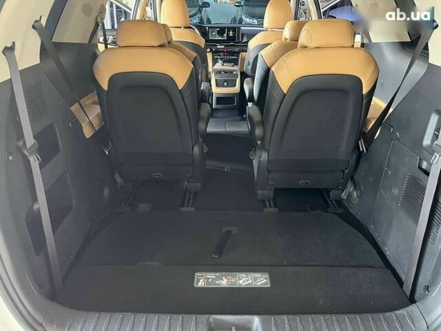 Кіа Карнівал, об'ємом двигуна 2.2 л та пробігом 128 тис. км за 34000 $, фото 18 на Automoto.ua