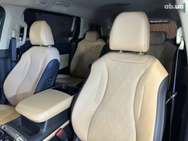 Кіа Карнівал, об'ємом двигуна 2.2 л та пробігом 82 тис. км за 36900 $, фото 21 на Automoto.ua