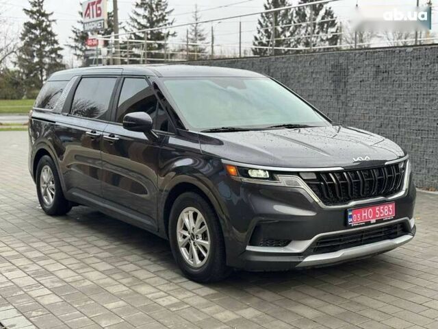 Киа Карнивал, объемом двигателя 3.5 л и пробегом 39 тыс. км за 26500 $, фото 2 на Automoto.ua