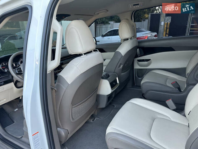 Кіа Карнівал, об'ємом двигуна 2.2 л та пробігом 34 тис. км за 43500 $, фото 17 на Automoto.ua