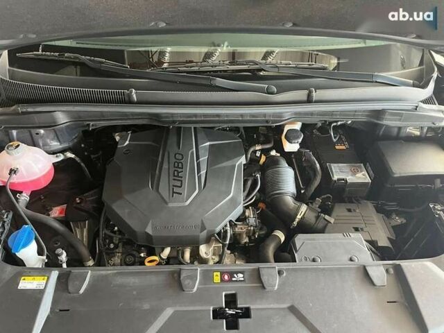 Киа Карнивал, объемом двигателя 2.2 л и пробегом 33 тыс. км за 46500 $, фото 11 на Automoto.ua
