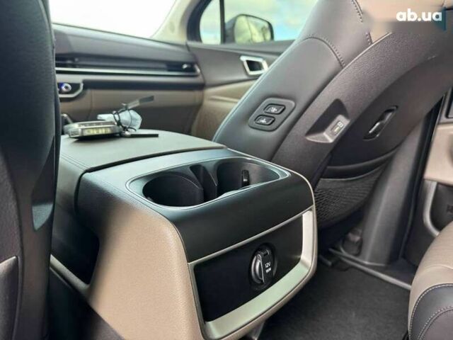 Кіа Карнівал, об'ємом двигуна 2.2 л та пробігом 12 тис. км за 53900 $, фото 28 на Automoto.ua