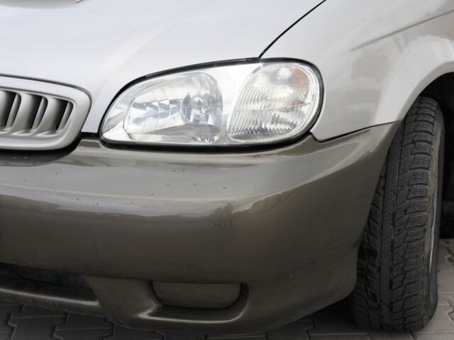 Серый Киа Карнивал, объемом двигателя 2.9 л и пробегом 3 тыс. км за 4599 $, фото 3 на Automoto.ua