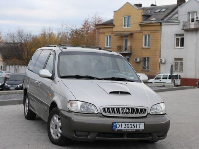 Серый Киа Карнивал, объемом двигателя 2.9 л и пробегом 3 тыс. км за 4599 $, фото 1 на Automoto.ua