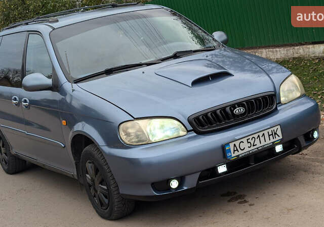 Серый Киа Карнивал, объемом двигателя 2.9 л и пробегом 350 тыс. км за 2150 $, фото 29 на Automoto.ua