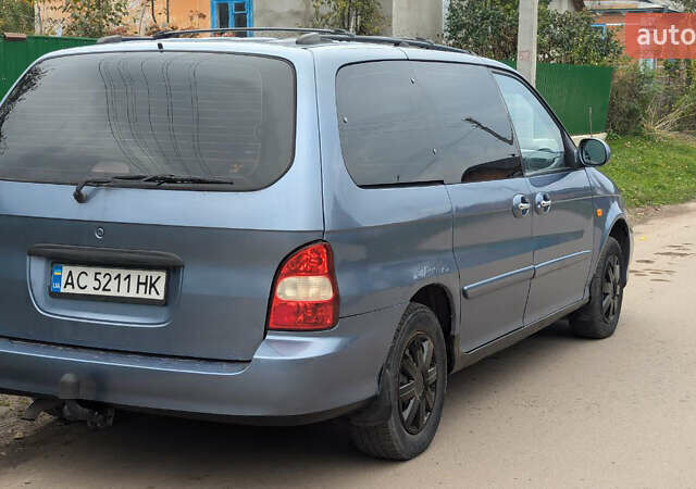 Серый Киа Карнивал, объемом двигателя 2.9 л и пробегом 350 тыс. км за 2150 $, фото 35 на Automoto.ua