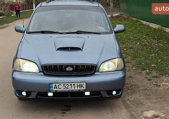 Серый Киа Карнивал, объемом двигателя 2.9 л и пробегом 350 тыс. км за 2150 $, фото 33 на Automoto.ua