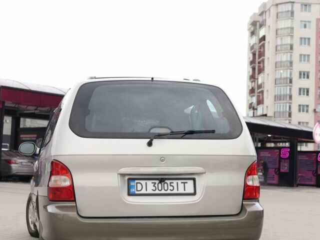 Серый Киа Карнивал, объемом двигателя 2.9 л и пробегом 3 тыс. км за 4599 $, фото 8 на Automoto.ua