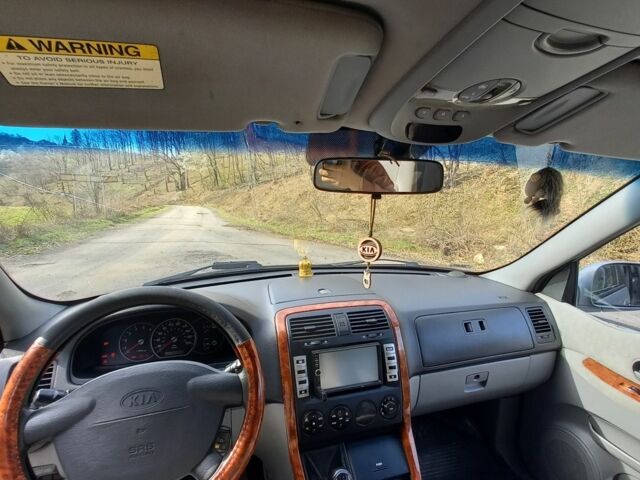 Серый Киа Карнивал, объемом двигателя 2.9 л и пробегом 147 тыс. км за 4709 $, фото 1 на Automoto.ua