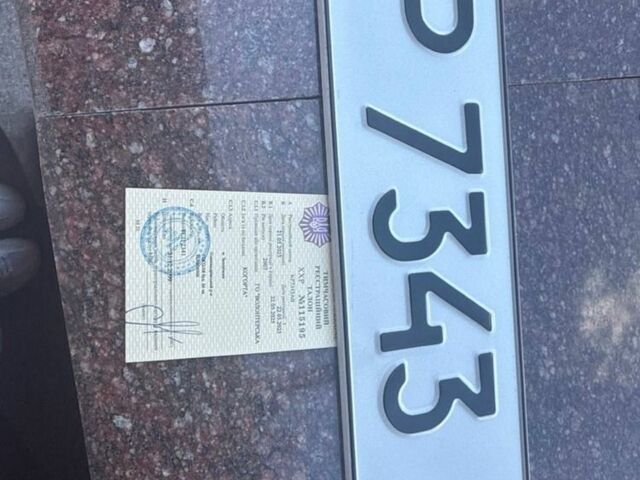Серый Киа Карнивал, объемом двигателя 2.9 л и пробегом 219 тыс. км за 5400 $, фото 9 на Automoto.ua