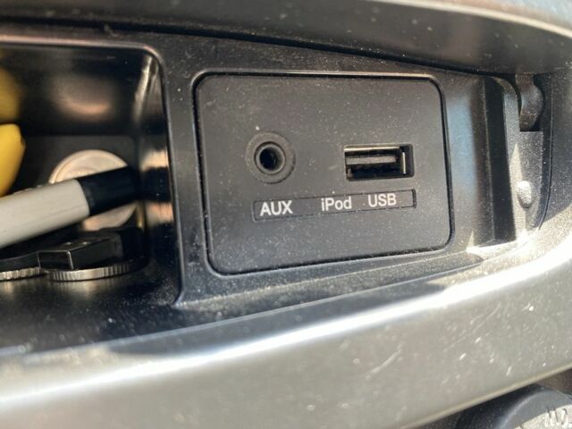 Серый Киа Карнивал, объемом двигателя 2.9 л и пробегом 407 тыс. км за 5900 $, фото 4 на Automoto.ua