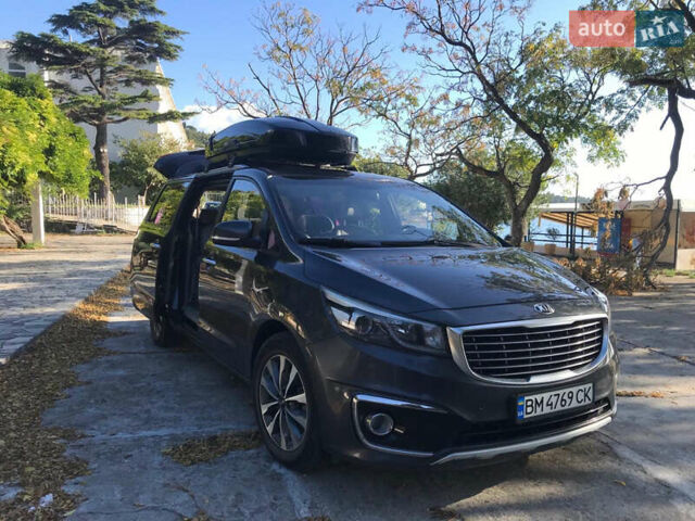 Серый Киа Карнивал, объемом двигателя 2.2 л и пробегом 200 тыс. км за 16900 $, фото 12 на Automoto.ua
