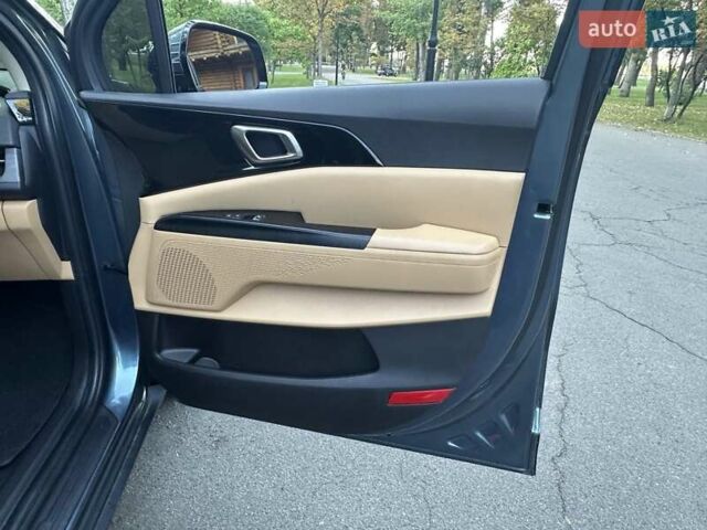 Серый Киа Карнивал, объемом двигателя 2.15 л и пробегом 186 тыс. км за 31500 $, фото 58 на Automoto.ua