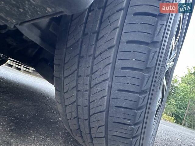 Серый Киа Карнивал, объемом двигателя 2.15 л и пробегом 186 тыс. км за 31500 $, фото 46 на Automoto.ua