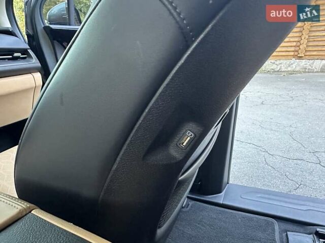 Серый Киа Карнивал, объемом двигателя 2.15 л и пробегом 186 тыс. км за 31500 $, фото 65 на Automoto.ua