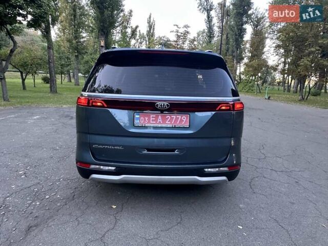 Серый Киа Карнивал, объемом двигателя 2.15 л и пробегом 186 тыс. км за 31500 $, фото 16 на Automoto.ua